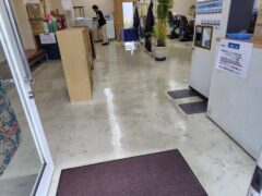 理髪店の床清掃　日置市伊集院町郡