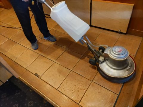 定期清掃　ビルクリーニング　床清掃ワックス塗布　石材メンテナンス　鹿児島市高麗町