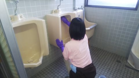 日常清掃　新人研修　トイレ清掃　ビルクリーニング　鹿児島市鴨池新町