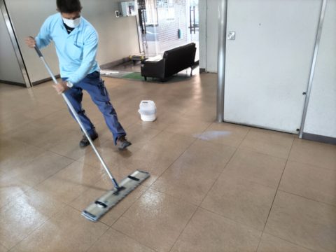 定期清掃　床清掃ワックス塗布　ビルクリーニング　鹿児島市鴨池新町